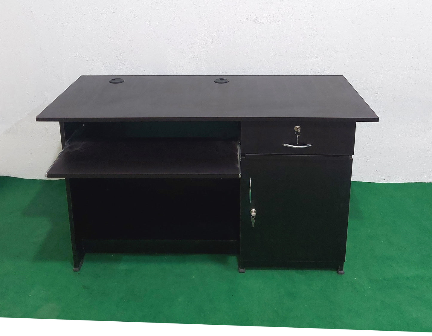 Bowzar Wooden Office Table Dektop Table 5X2 Feet Black Brick