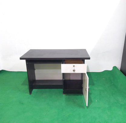 Bowzar Wooden Office Table 4X2 Feet Black and White