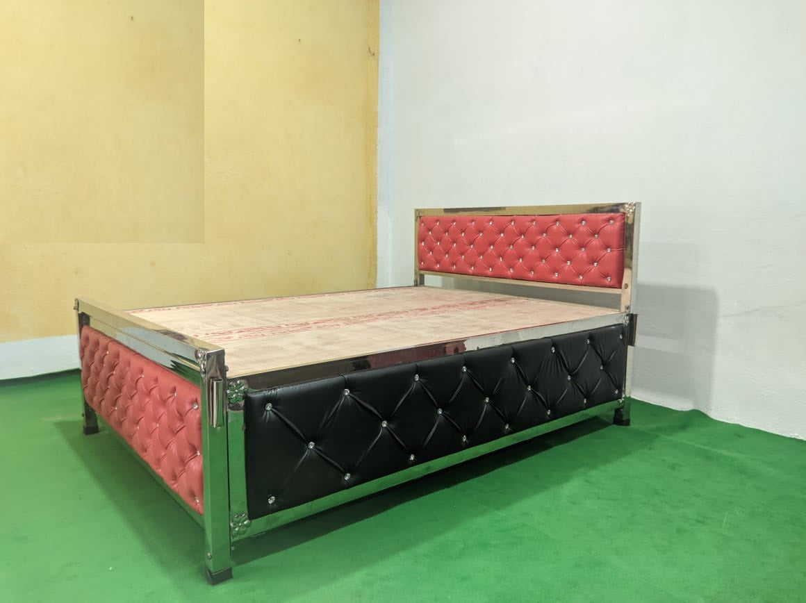 Bowzar King Size 6X6.5 Feet Stainless Steel Box Bed Heavy Quality Red